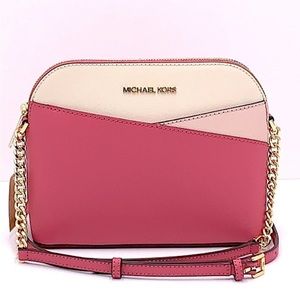 MICHAEL KORS
Jet Set Travel Medium Logo Dome
Crossbody Bag ROSEWOOD MULTI